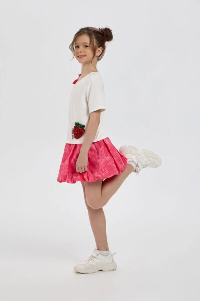 Футболка с объемным декором — изображение 6