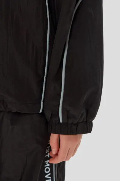 Куртка спортивная — изображение 17