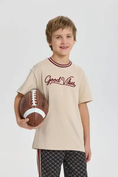 Футболка с вышивкой — изображение 5