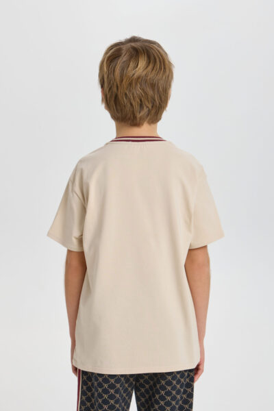 Футболка с вышивкой — изображение 4