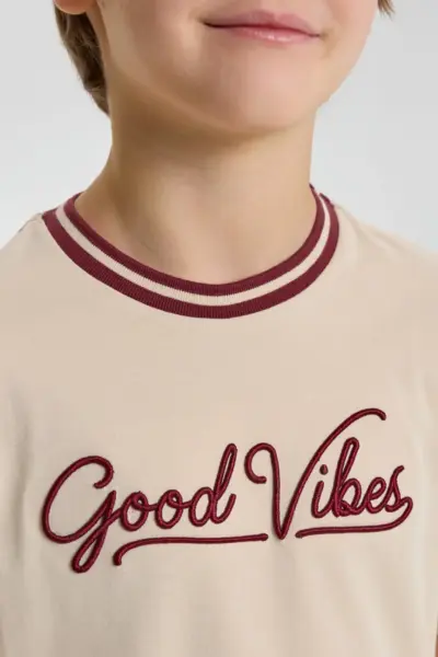 Футболка с вышивкой — изображение 13