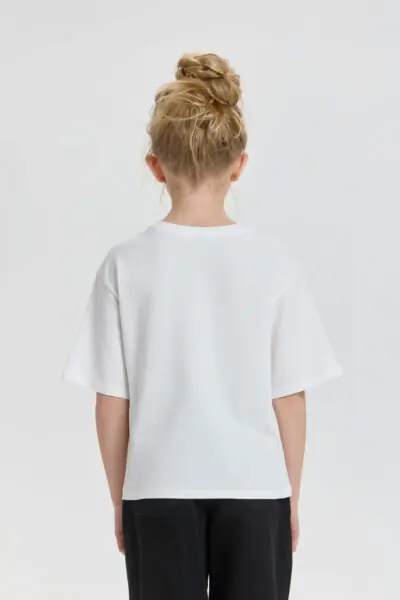 Футболка с декором — изображение 3