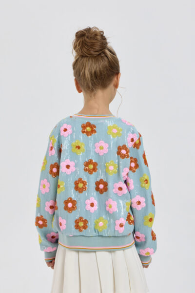 Бомбер с цветами из пайеток — изображение 4