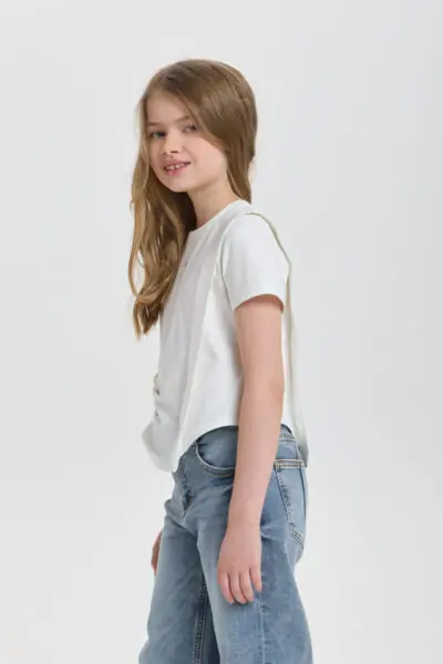 Футболка с декором — изображение 4