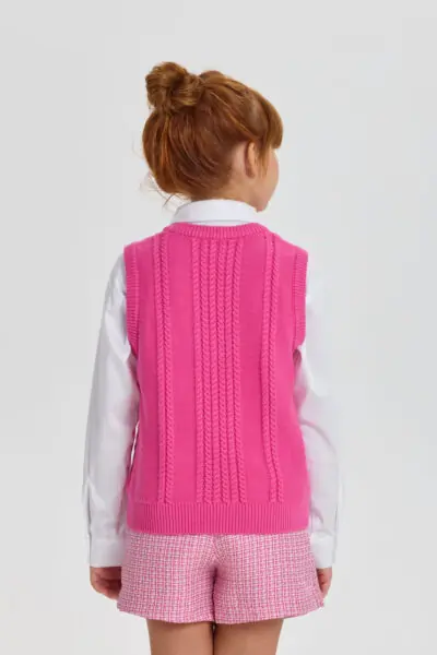 Жилет вязаный — изображение 5
