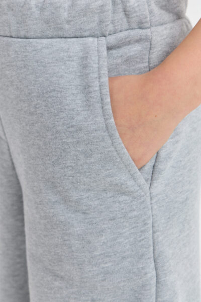 Костюм с декором (толстовка, брюки) — изображение 17