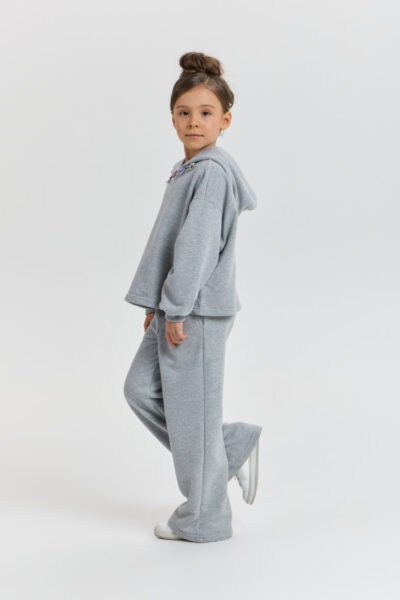 Костюм с декором (толстовка, брюки) — изображение 3