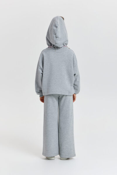 Костюм с декором (толстовка, брюки) — изображение 5