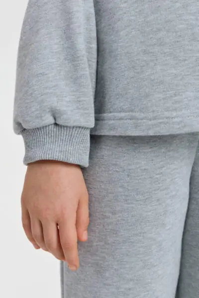 Костюм с декором (толстовка, брюки) — изображение 15