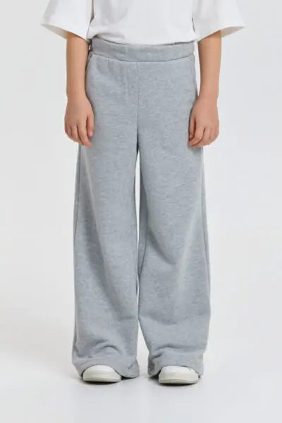 Костюм с декором (толстовка, брюки) — изображение 11