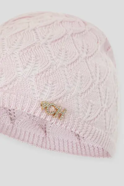 Шапка вязаная с декором — изображение 3