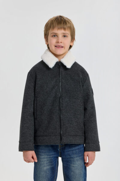 Куртка утепленная с декором и меховым воротником — изображение 6