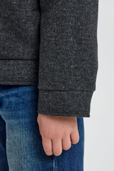 Куртка утепленная с декором и меховым воротником — изображение 12