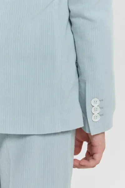 Пиджак нарядный — изображение 10