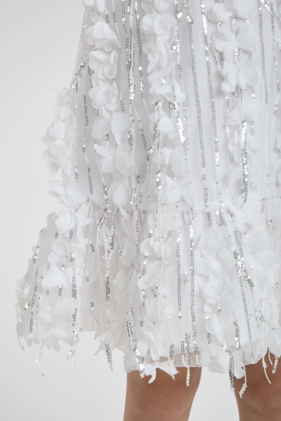 Платье нарядное с воланом — изображение 12